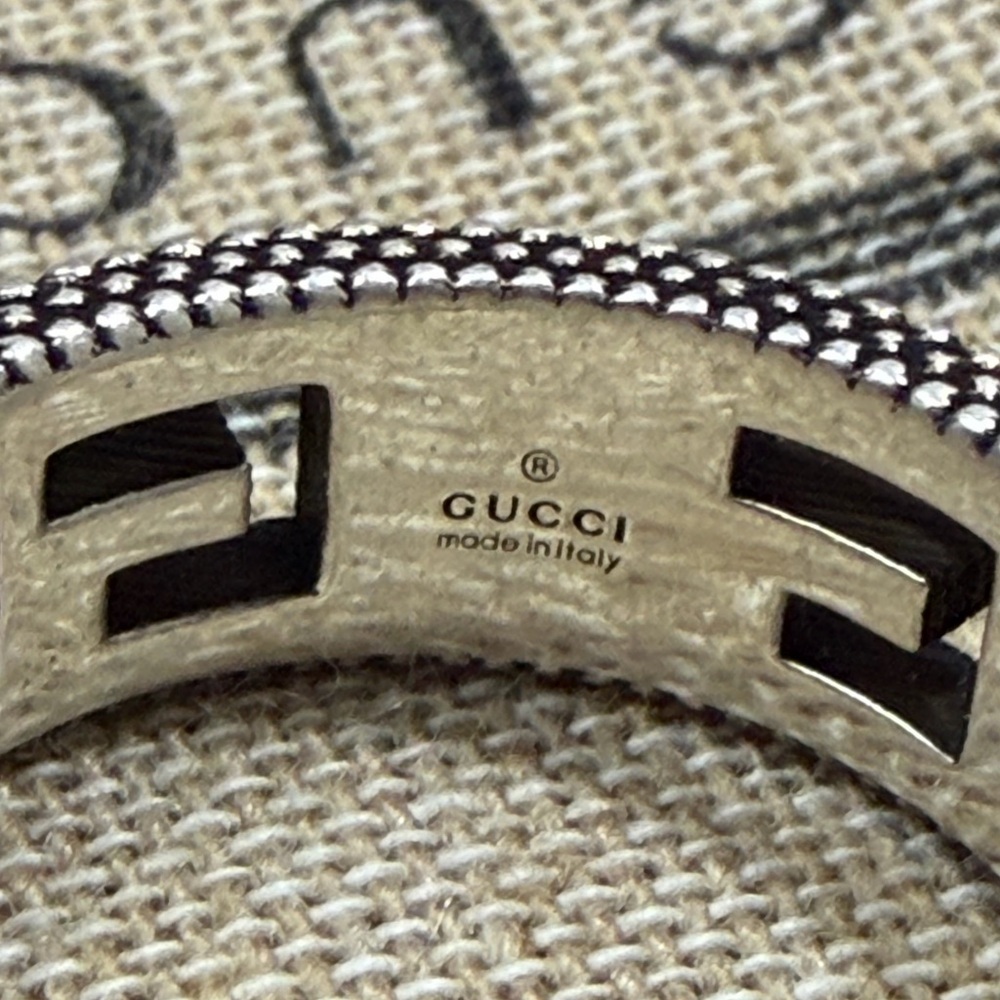 Gucci Square GG Silver Ring - Picture 5 of 9